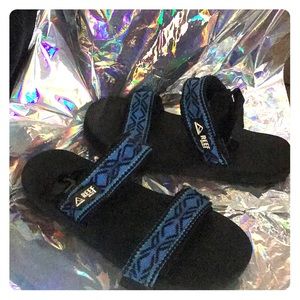 Reef Brazil Convertible Hiking Sandals